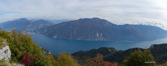 Ausblick Cima Nara auf Gardasee und Monte Baldo
