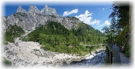 Hängebrücke im Klausengraben