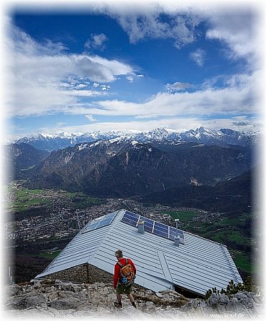 Blick übers Reichenhaller Haus auf bad Reichenhall.