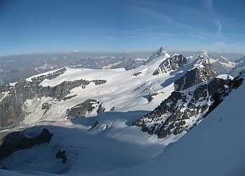 Blick aus der Castorwand auf das Breithorn